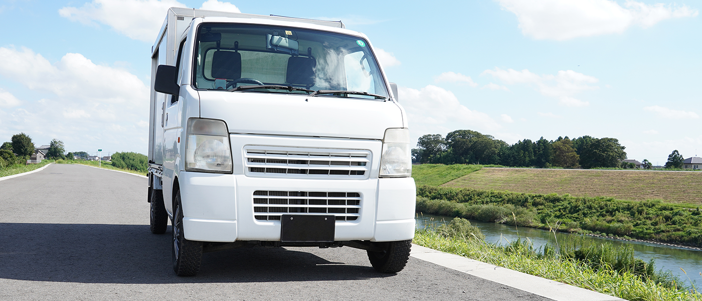 先輩が横に乗ってマンツーマン指導。自信がつくまで、とことん付き合います。